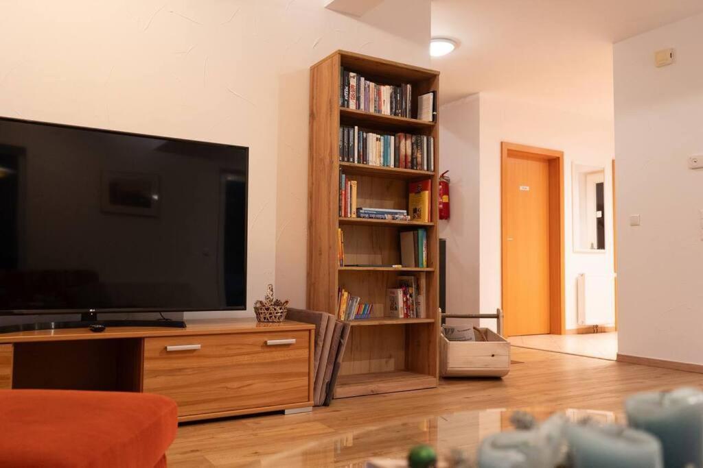 Tanjas Gemuetliches Haus Am Mondsee Innerschwand Exteriör bild